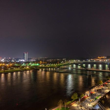 Queen Apartments Belgrade Waterfront Экстерьер фото